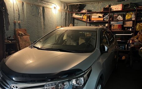 Toyota Corolla, 2013 год, 1 680 000 рублей, 2 фотография