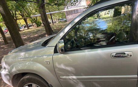 Nissan X-Trail, 2005 год, 600 000 рублей, 3 фотография
