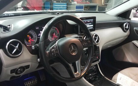 Mercedes-Benz A-Класс, 2013 год, 1 150 000 рублей, 5 фотография