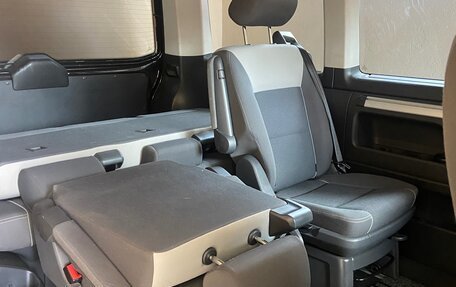 Volkswagen Multivan T5, 2014 год, 2 300 000 рублей, 6 фотография