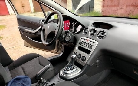 Peugeot 308 II, 2010 год, 570 000 рублей, 9 фотография