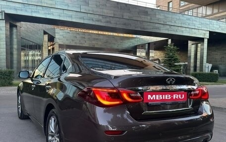 Infiniti Q70 I, 2016 год, 2 900 000 рублей, 7 фотография