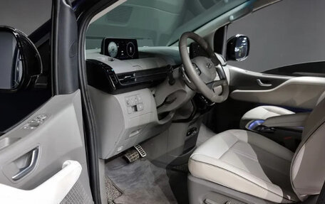 Hyundai Staria, 2021 год, 3 100 000 рублей, 11 фотография