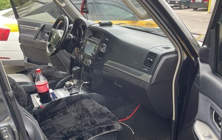 Mitsubishi Pajero IV, 2008 год, 1 800 000 рублей, 20 фотография