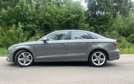 Audi A3, 2018 год, 2 650 000 рублей, 10 фотография