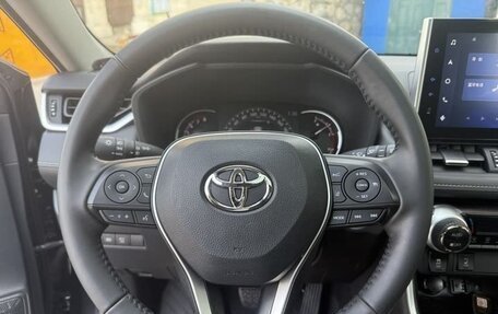 Toyota RAV4, 2022 год, 2 507 000 рублей, 10 фотография