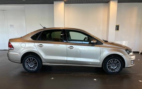 Volkswagen Polo VI (EU Market), 2017 год, 985 000 рублей, 2 фотография