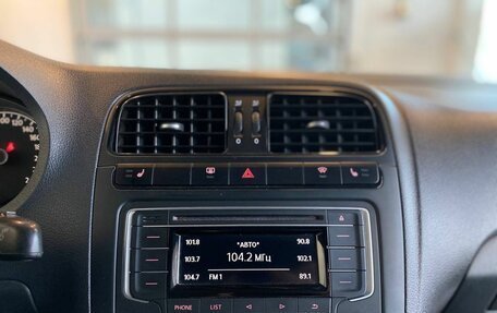 Volkswagen Polo VI (EU Market), 2017 год, 985 000 рублей, 14 фотография