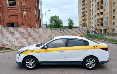 KIA Rio IV, 2021 год, 1 200 000 рублей, 2 фотография