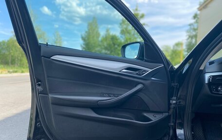 BMW 5 серия, 2019 год, 2 100 000 рублей, 13 фотография