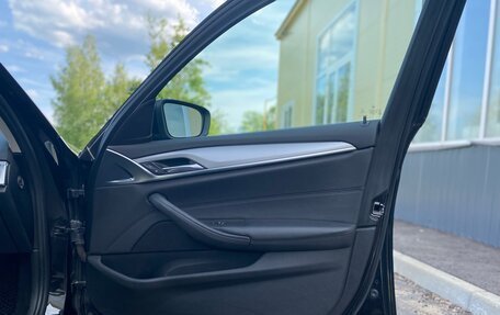 BMW 5 серия, 2019 год, 2 100 000 рублей, 15 фотография