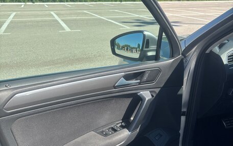 Volkswagen Tiguan II, 2018 год, 1 350 000 рублей, 6 фотография