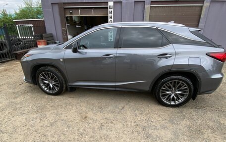 Lexus RX IV рестайлинг, 2017 год, 3 800 000 рублей, 2 фотография