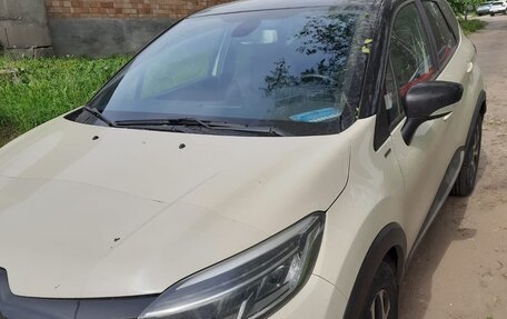 Renault Kaptur I рестайлинг, 2018 год, 1 480 000 рублей, 2 фотография
