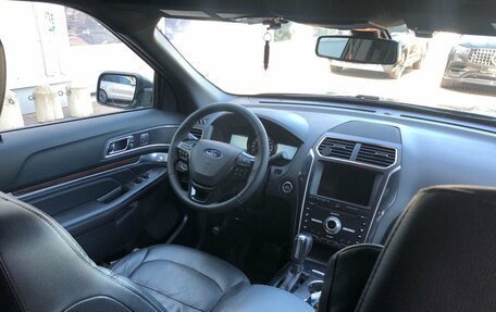 Ford Explorer VI, 2018 год, 2 695 000 рублей, 7 фотография