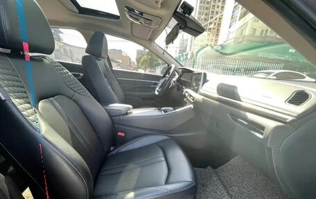 Hyundai Sonata VIII, 2022 год, 1 680 000 рублей, 4 фотография