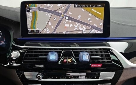 BMW 5 серия, 2021 год, 4 789 000 рублей, 14 фотография