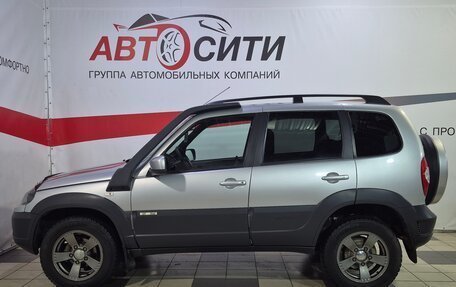 Chevrolet Niva I рестайлинг, 2017 год, 825 000 рублей, 4 фотография
