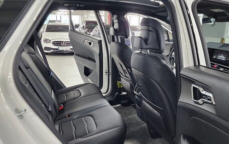 KIA Sportage IV рестайлинг, 2024 год, 3 565 000 рублей, 10 фотография