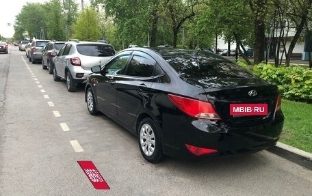 Hyundai Solaris II рестайлинг, 2015 год, 550 000 рублей, 10 фотография