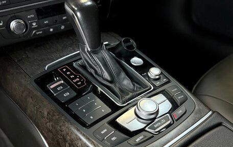 Audi A6, 2016 год, 2 800 000 рублей, 18 фотография