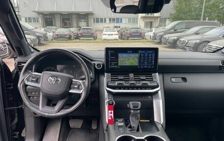 Toyota Land Cruiser, 2021 год, 11 300 000 рублей, 4 фотография
