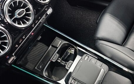 Mercedes-Benz GLB, 2021 год, 2 470 000 рублей, 13 фотография