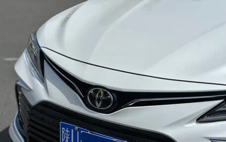 Toyota Camry, 2021 год, 2 050 000 рублей, 3 фотография