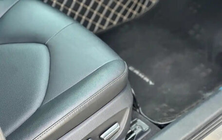 Toyota Camry, 2021 год, 2 050 000 рублей, 13 фотография