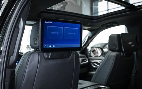 Chevrolet Suburban, 2023 год, 13 528 000 рублей, 18 фотография
