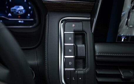 Chevrolet Suburban, 2023 год, 13 528 000 рублей, 26 фотография