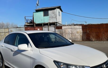 Honda Accord IX рестайлинг, 2013 год, 1 700 000 рублей, 8 фотография