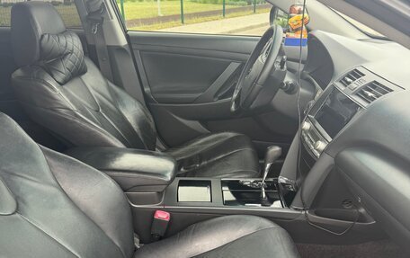 Toyota Camry, 2011 год, 1 250 000 рублей, 11 фотография