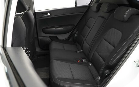 KIA Sportage IV рестайлинг, 2021 год, 2 250 000 рублей, 10 фотография