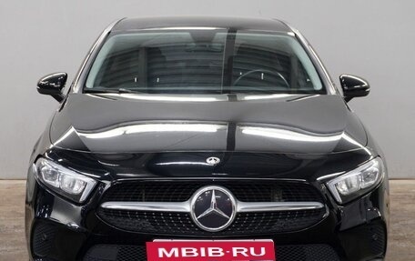 Mercedes-Benz A-Класс, 2018 год, 2 450 000 рублей, 2 фотография