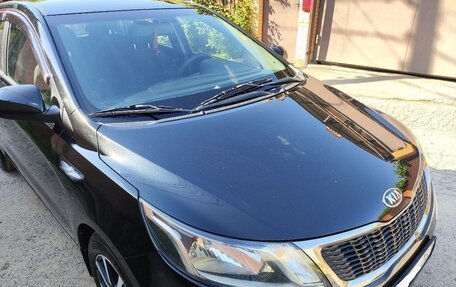 KIA Rio III рестайлинг, 2013 год, 1 100 000 рублей, 4 фотография