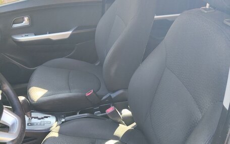 KIA Rio III рестайлинг, 2013 год, 1 100 000 рублей, 10 фотография