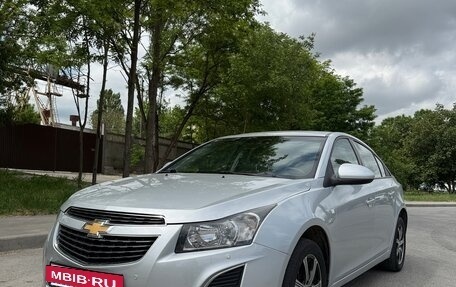 Chevrolet Cruze II, 2013 год, 950 000 рублей, 2 фотография