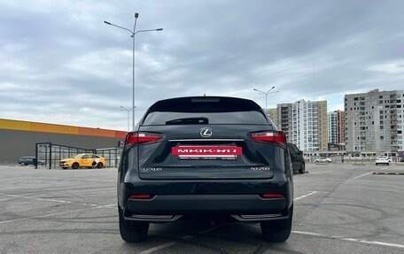 Lexus NX I, 2017 год, 2 700 000 рублей, 4 фотография