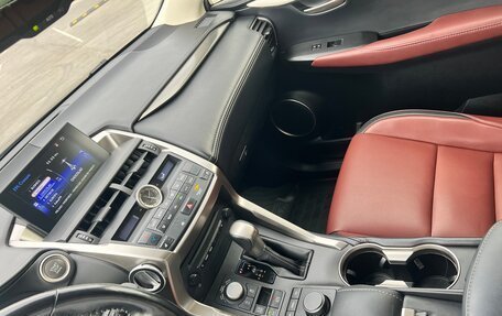 Lexus NX I, 2017 год, 2 700 000 рублей, 16 фотография