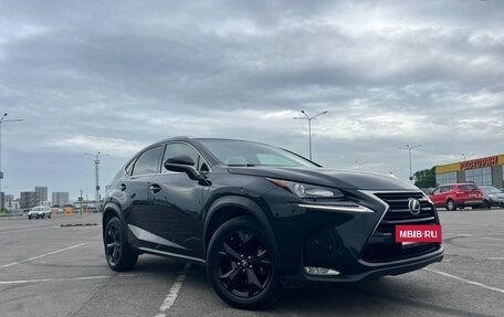 Lexus NX I, 2017 год, 2 700 000 рублей, 7 фотография