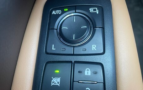 Lexus RX IV рестайлинг, 2016 год, 2 799 000 рублей, 19 фотография