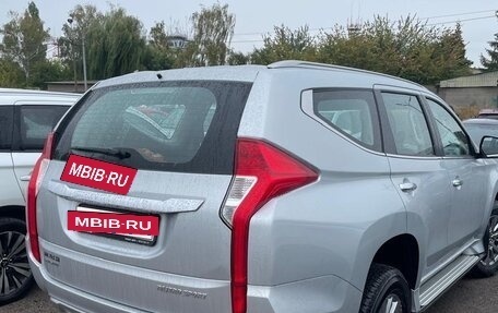 Mitsubishi Pajero Sport III рестайлинг, 2019 год, 3 000 000 рублей, 2 фотография