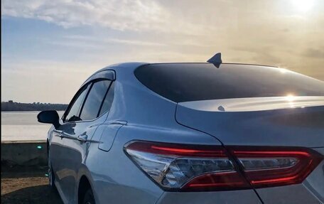 Toyota Camry, 2019 год, 3 450 000 рублей, 9 фотография