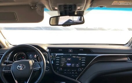 Toyota Camry, 2019 год, 3 450 000 рублей, 14 фотография