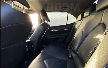 Toyota Camry, 2019 год, 3 450 000 рублей, 18 фотография