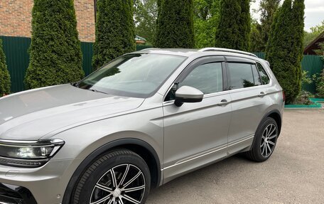 Volkswagen Tiguan II, 2019 год, 3 000 000 рублей, 3 фотография