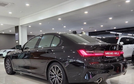 BMW 3 серия, 2022 год, 2 999 000 рублей, 4 фотография