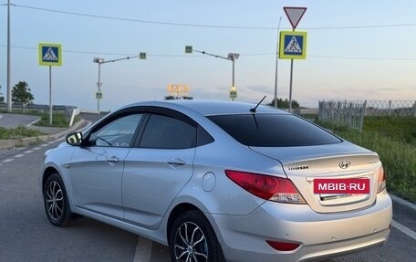 Hyundai Solaris II рестайлинг, 2014 год, 777 000 рублей, 3 фотография