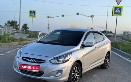Hyundai Solaris II рестайлинг, 2014 год, 777 000 рублей, 2 фотография